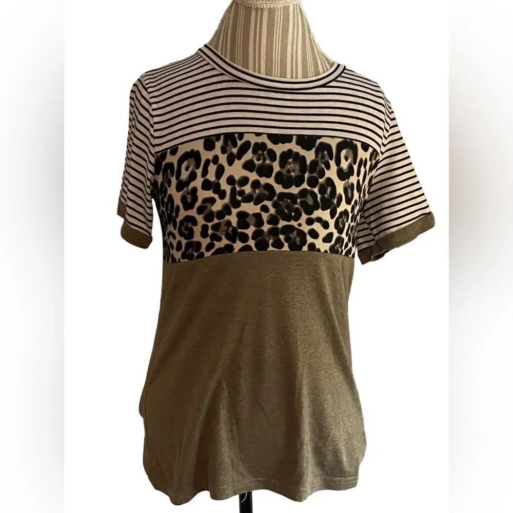 Jackson zeal size small boutique t shirt excellent condition